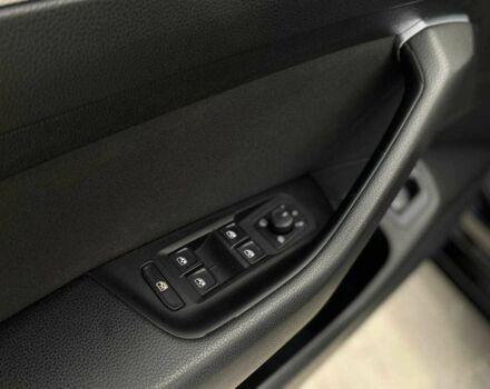 Черный Фольксваген Пассат, объемом двигателя 1.6 л и пробегом 313 тыс. км за 13490 $, фото 8 на Automoto.ua