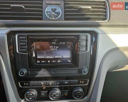 Чорний Фольксваген Пассат, об'ємом двигуна 1.8 л та пробігом 135 тис. км за 12500 $, фото 12 на Automoto.ua