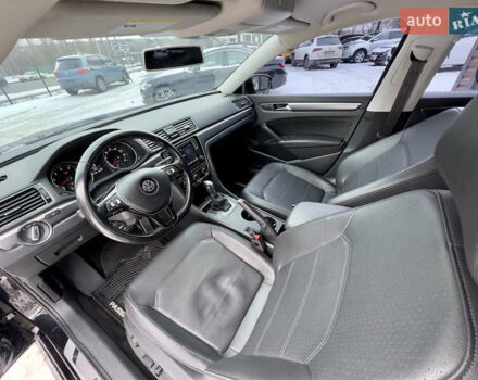 Черный Фольксваген Пассат, объемом двигателя 2 л и пробегом 207 тыс. км за 14300 $, фото 19 на Automoto.ua