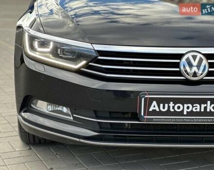 Черный Фольксваген Пассат, объемом двигателя 2 л и пробегом 181 тыс. км за 21990 $, фото 5 на Automoto.ua