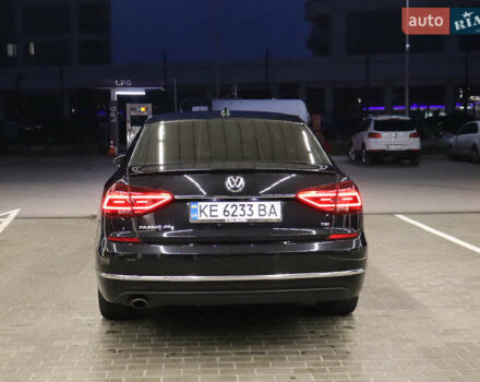Черный Фольксваген Пассат, объемом двигателя 1.8 л и пробегом 140 тыс. км за 15799 $, фото 11 на Automoto.ua