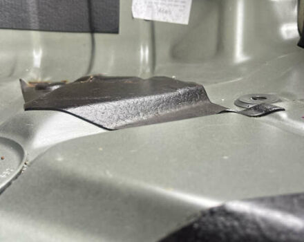 Черный Фольксваген Пассат, объемом двигателя 1.8 л и пробегом 149 тыс. км за 12500 $, фото 15 на Automoto.ua