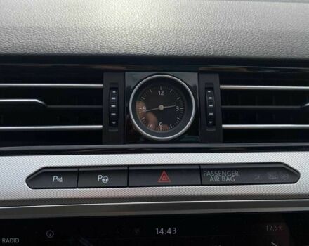 Черный Фольксваген Пассат, объемом двигателя 1.6 л и пробегом 313 тыс. км за 13490 $, фото 12 на Automoto.ua