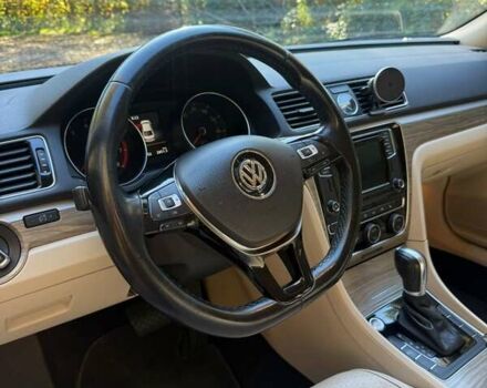 Фольксваген Пассат 2017 в Трускавце на Automoto.ua Черный Фольксваген Пассат, объемом двигателя 1.8 л и пробегом 189 тыс. км за 16500 $, фото 15 на Automoto.ua