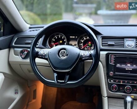 Чорний Фольксваген Пассат, об'ємом двигуна 1.8 л та пробігом 149 тис. км за 13900 $, фото 62 на Automoto.ua