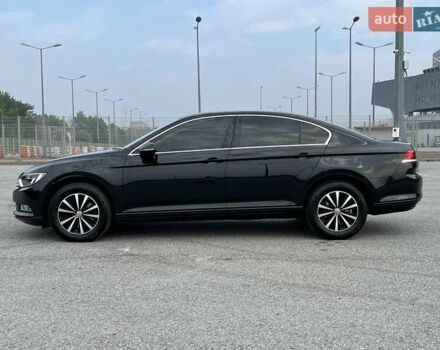 Чорний Фольксваген Пассат, об'ємом двигуна 1.97 л та пробігом 135 тис. км за 20000 $, фото 3 на Automoto.ua