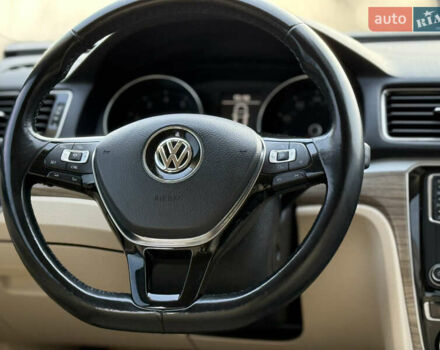 Черный Фольксваген Пассат, объемом двигателя 1.98 л и пробегом 112 тыс. км за 15200 $, фото 30 на Automoto.ua