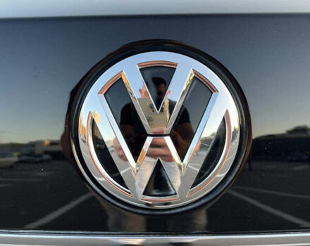 Черный Фольксваген Пассат, объемом двигателя 2 л и пробегом 149 тыс. км за 13700 $, фото 20 на Automoto.ua