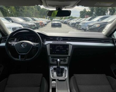 Черный Фольксваген Пассат, объемом двигателя 1.6 л и пробегом 313 тыс. км за 13490 $, фото 22 на Automoto.ua