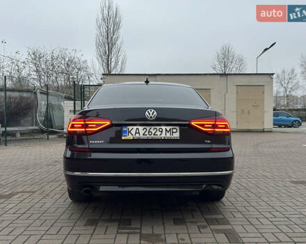 Черный Фольксваген Пассат, объемом двигателя 1.8 л и пробегом 127 тыс. км за 14000 $, фото 20 на Automoto.ua
