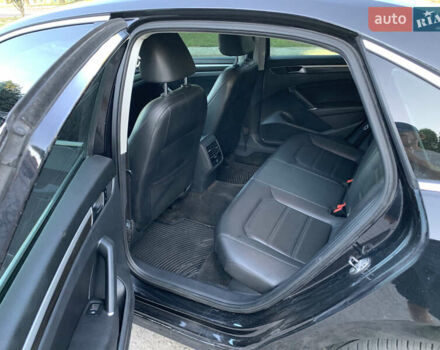 Черный Фольксваген Пассат, объемом двигателя 1.8 л и пробегом 239 тыс. км за 9999 $, фото 10 на Automoto.ua