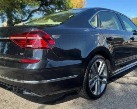 Черный Фольксваген Пассат, объемом двигателя 1.8 л и пробегом 50 тыс. км за 5700 $, фото 6 на Automoto.ua