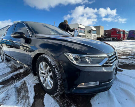 Черный Фольксваген Пассат, объемом двигателя 1.6 л и пробегом 255 тыс. км за 14500 $, фото 2 на Automoto.ua