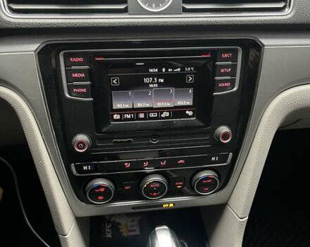 Черный Фольксваген Пассат, объемом двигателя 1.8 л и пробегом 172 тыс. км за 11500 $, фото 8 на Automoto.ua