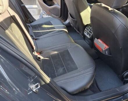 Чорний Фольксваген Пассат, об'ємом двигуна 1.6 л та пробігом 309 тис. км за 12600 $, фото 9 на Automoto.ua