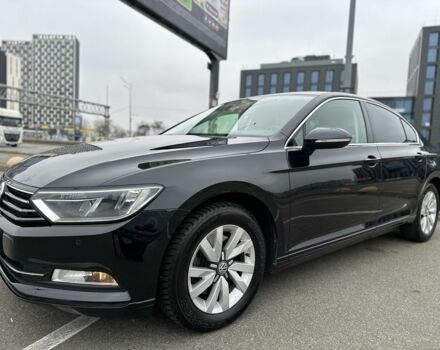 Черный Фольксваген Пассат, объемом двигателя 1.6 л и пробегом 128 тыс. км за 16300 $, фото 1 на Automoto.ua