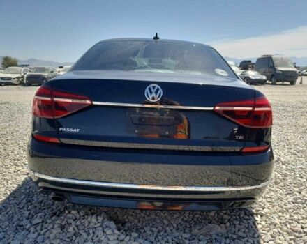 Чорний Фольксваген Пассат, об'ємом двигуна 1.8 л та пробігом 178 тис. км за 10800 $, фото 2 на Automoto.ua