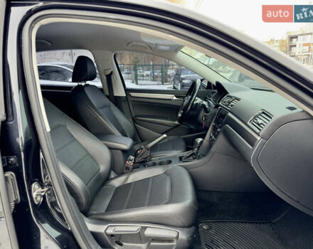 Черный Фольксваген Пассат, объемом двигателя 2 л и пробегом 207 тыс. км за 14300 $, фото 2 на Automoto.ua