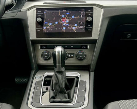 Черный Фольксваген Пассат, объемом двигателя 1.97 л и пробегом 306 тыс. км за 14750 $, фото 65 на Automoto.ua