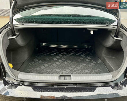 Черный Фольксваген Пассат, объемом двигателя 1.97 л и пробегом 306 тыс. км за 14750 $, фото 50 на Automoto.ua