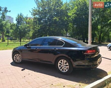 Чорний Фольксваген Пассат, об'ємом двигуна 1.6 л та пробігом 300 тис. км за 13700 $, фото 2 на Automoto.ua