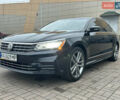 Черный Фольксваген Пассат, объемом двигателя 1.8 л и пробегом 127 тыс. км за 14000 $, фото 3 на Automoto.ua