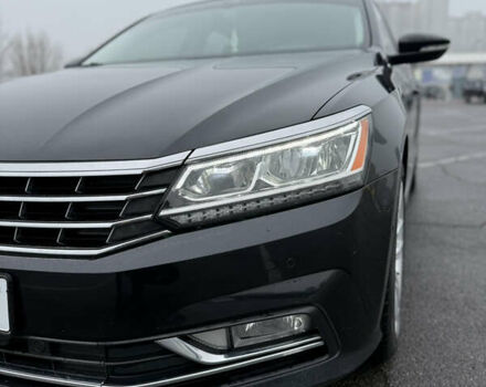 Черный Фольксваген Пассат, объемом двигателя 1.98 л и пробегом 132 тыс. км за 16900 $, фото 7 на Automoto.ua