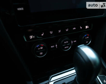 Черный Фольксваген Пассат, объемом двигателя 1.8 л и пробегом 110 тыс. км за 23500 $, фото 39 на Automoto.ua