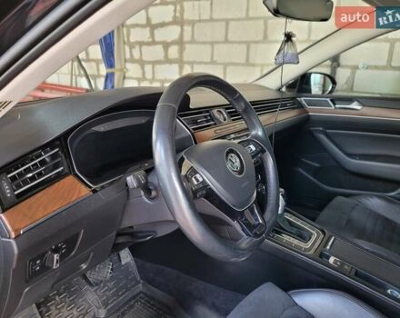 Черный Фольксваген Пассат, объемом двигателя 1.97 л и пробегом 111 тыс. км за 26900 $, фото 3 на Automoto.ua