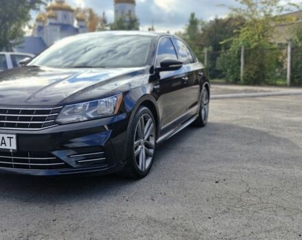 Чорний Фольксваген Пассат, об'ємом двигуна 1 л та пробігом 121 тис. км за 15500 $, фото 2 на Automoto.ua