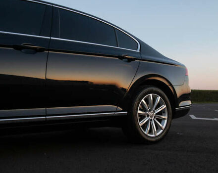 Черный Фольксваген Пассат, объемом двигателя 1.8 л и пробегом 110 тыс. км за 23500 $, фото 16 на Automoto.ua