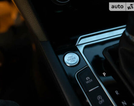 Черный Фольксваген Пассат, объемом двигателя 1.8 л и пробегом 110 тыс. км за 23500 $, фото 31 на Automoto.ua