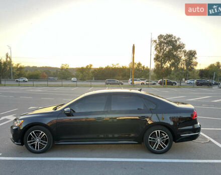 Черный Фольксваген Пассат, объемом двигателя 2 л и пробегом 149 тыс. км за 13700 $, фото 3 на Automoto.ua