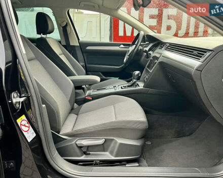 Черный Фольксваген Пассат, объемом двигателя 1.97 л и пробегом 306 тыс. км за 14750 $, фото 59 на Automoto.ua