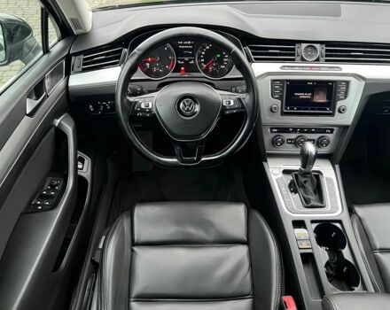 Чорний Фольксваген Пассат, об'ємом двигуна 1.6 л та пробігом 56 тис. км за 13000 $, фото 7 на Automoto.ua