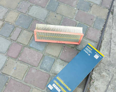 Черный Фольксваген Пассат, объемом двигателя 1.8 л и пробегом 149 тыс. км за 12500 $, фото 32 на Automoto.ua