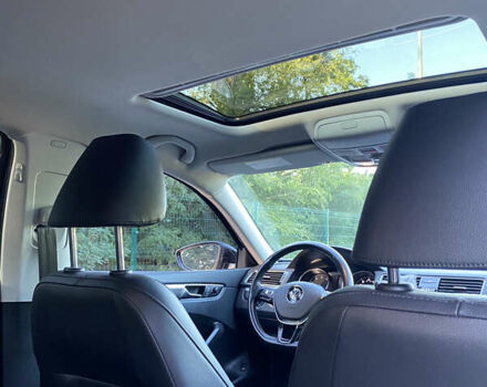 Черный Фольксваген Пассат, объемом двигателя 1.98 л и пробегом 142 тыс. км за 15800 $, фото 9 на Automoto.ua