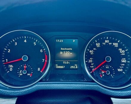 Черный Фольксваген Пассат, объемом двигателя 1.8 л и пробегом 188 тыс. км за 14700 $, фото 9 на Automoto.ua