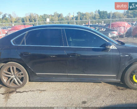 Черный Фольксваген Пассат, объемом двигателя 1.8 л и пробегом 88 тыс. км за 2000 $, фото 12 на Automoto.ua