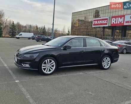 Черный Фольксваген Пассат, объемом двигателя 1.98 л и пробегом 200 тыс. км за 10800 $, фото 3 на Automoto.ua