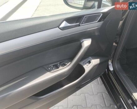 Чорний Фольксваген Пассат, об'ємом двигуна 1.97 л та пробігом 253 тис. км за 15700 $, фото 12 на Automoto.ua