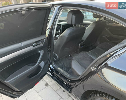 Черный Фольксваген Пассат, объемом двигателя 1.97 л и пробегом 212 тыс. км за 20000 $, фото 11 на Automoto.ua