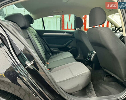 Черный Фольксваген Пассат, объемом двигателя 1.97 л и пробегом 306 тыс. км за 14750 $, фото 54 на Automoto.ua