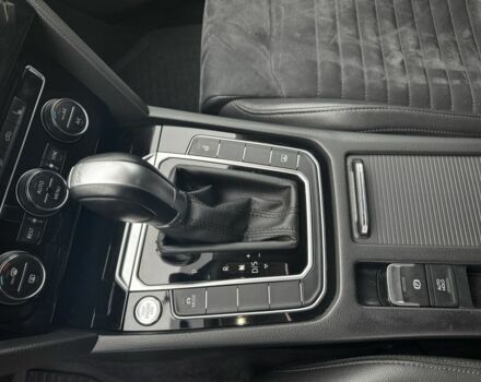 Черный Фольксваген Пассат, объемом двигателя 2 л и пробегом 292 тыс. км за 16900 $, фото 16 на Automoto.ua