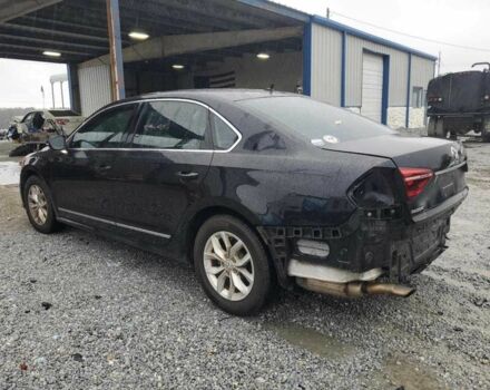 Черный Фольксваген Пассат, объемом двигателя 1.8 л и пробегом 133 тыс. км за 2000 $, фото 1 на Automoto.ua