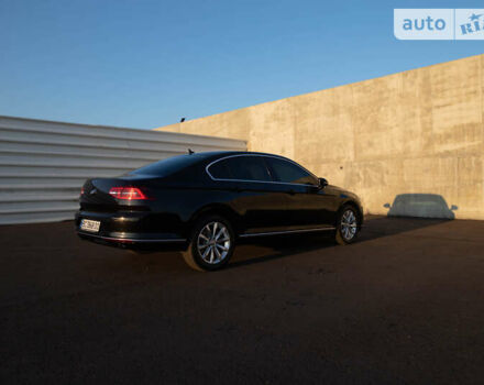 Черный Фольксваген Пассат, объемом двигателя 1.8 л и пробегом 110 тыс. км за 23500 $, фото 7 на Automoto.ua