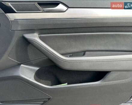 Черный Фольксваген Пассат, объемом двигателя 2 л и пробегом 181 тыс. км за 21990 $, фото 23 на Automoto.ua