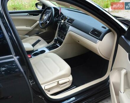 Чорний Фольксваген Пассат, об'ємом двигуна 2 л та пробігом 99 тис. км за 15300 $, фото 17 на Automoto.ua