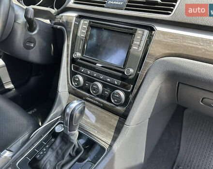 Чорний Фольксваген Пассат, об'ємом двигуна 1.98 л та пробігом 121 тис. км за 12300 $, фото 12 на Automoto.ua