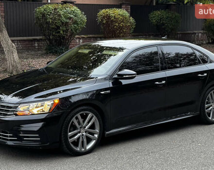 Черный Фольксваген Пассат, объемом двигателя 1.98 л и пробегом 110 тыс. км за 16000 $, фото 6 на Automoto.ua